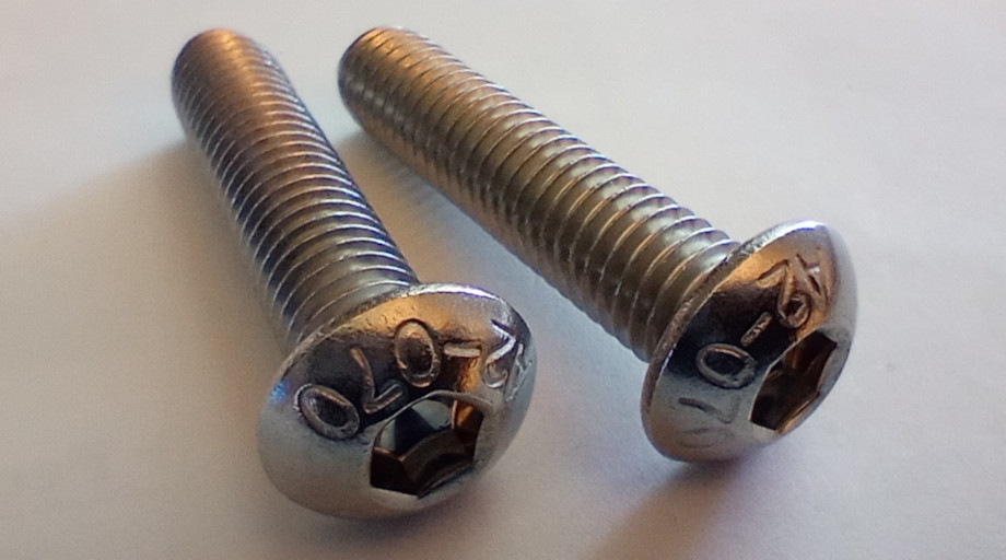 Two M8 x 35mm button head screws.